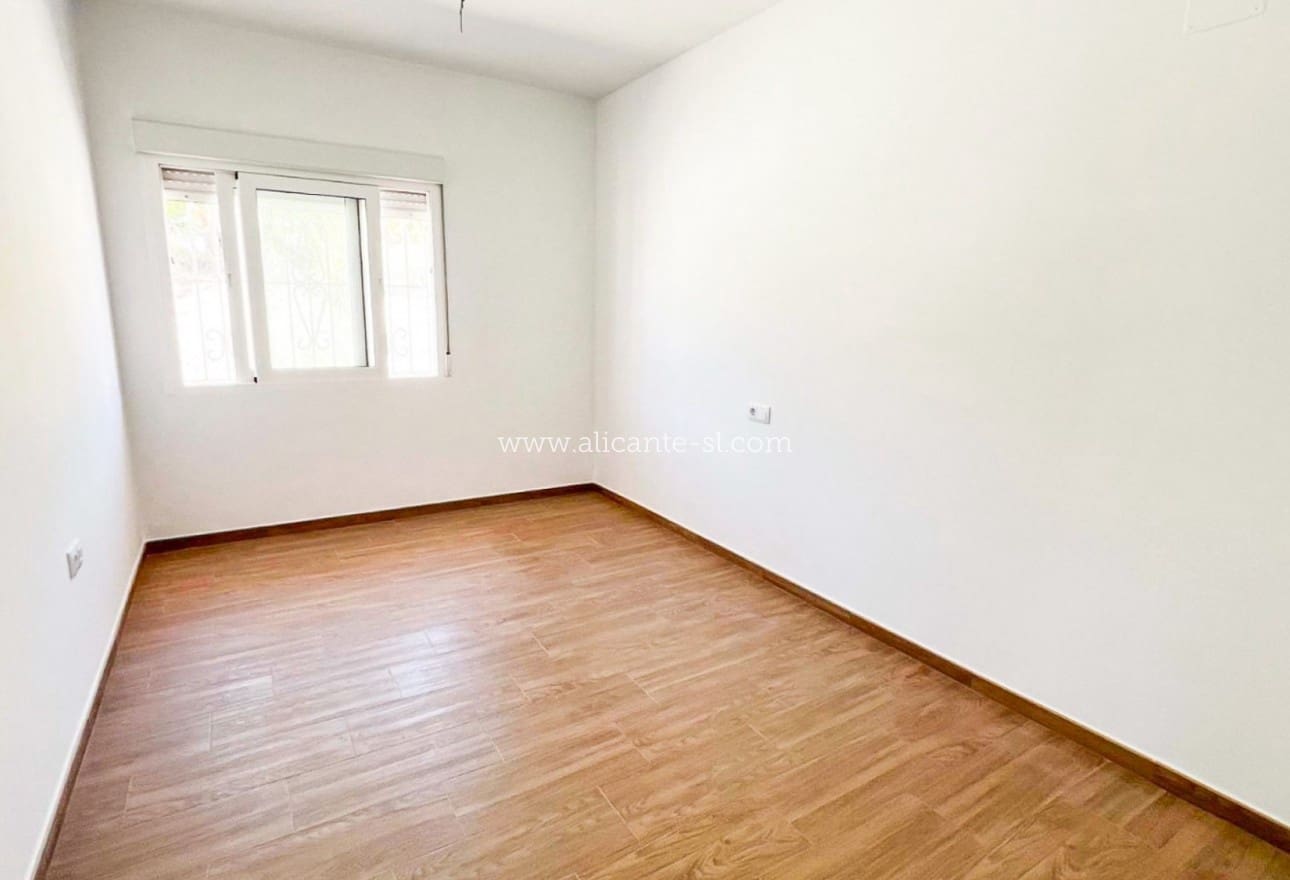 3 quarto Moradia para venda em Macisvenda - 279 950 € (Ref: 9750921)