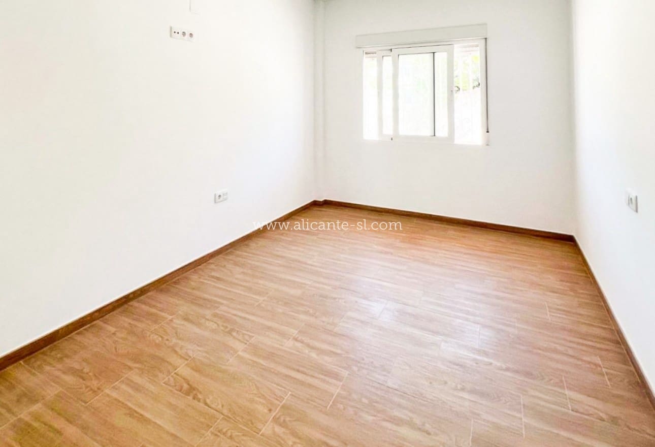3 quarto Moradia para venda em Macisvenda - 279 950 € (Ref: 9750921)