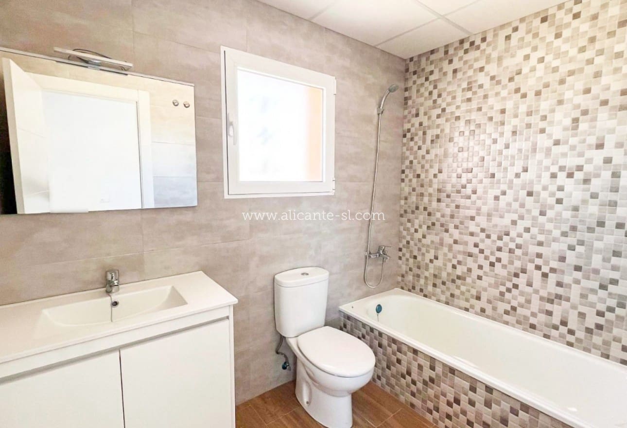 3 quarto Moradia para venda em Macisvenda - 279 950 € (Ref: 9750921)