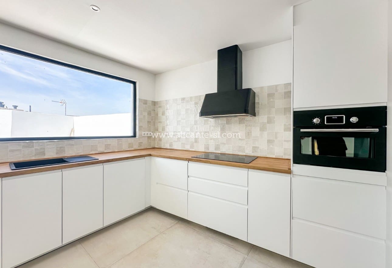 2 soverom Hus til salgs i Hondon de las Nieves - € 179 950 (Ref: 9795516)