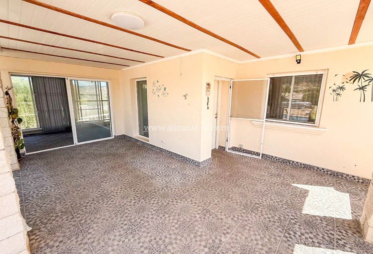 3 bedroom Villa for sale in Macisvenda with pool - € 265,000 (Ref: 9823642)