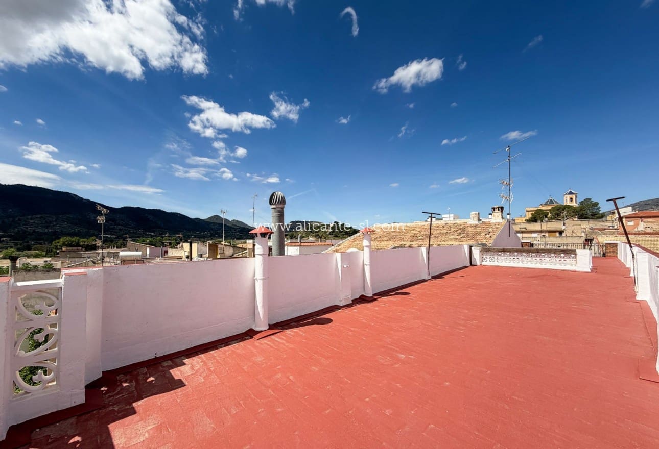 5 soveværelse Byhus til salg i Hondon de las Nieves - € 199.950 (Ref: 9824044)