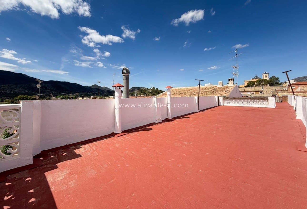 5 soveværelse Byhus til salg i Hondon de las Nieves - € 199.950 (Ref: 9824044)