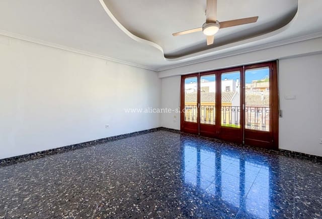 5 soveværelse Byhus til salg i Hondón de las Nieves - € 199.950 (Ref: 9824044)