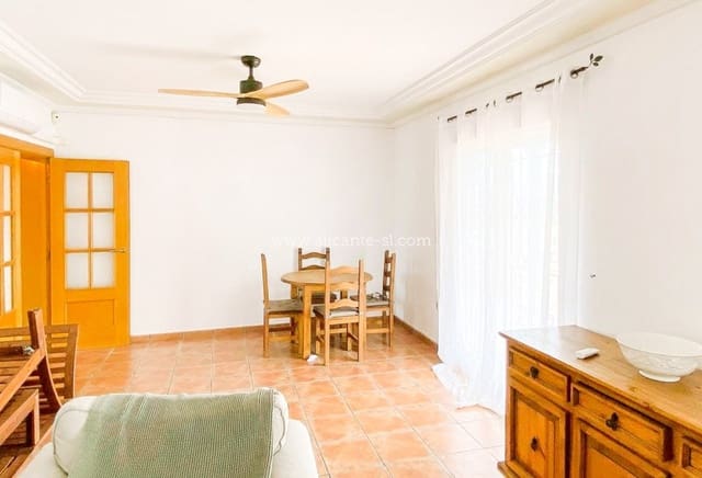4 sypialnia Willa na sprzedaż w La Romana z basenem garażem - 345 000 € (Ref: 9847673)