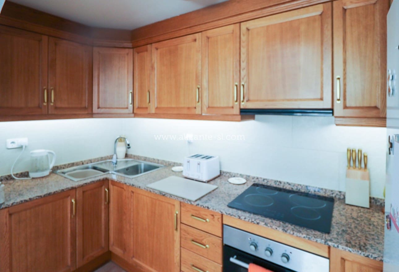 2 bedroom Villa for sale in Fortuna with pool - € 159,000 (Ref: 9848224)