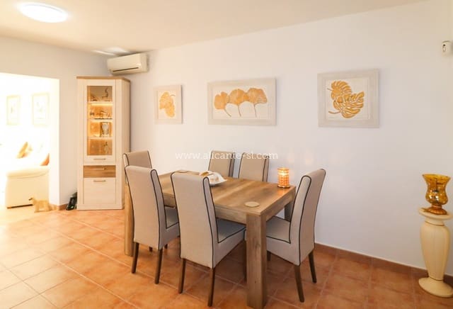 2 slaapkamer Villa te koop in Fortuna met zwembad - € 159.000 (Ref: 9848224)