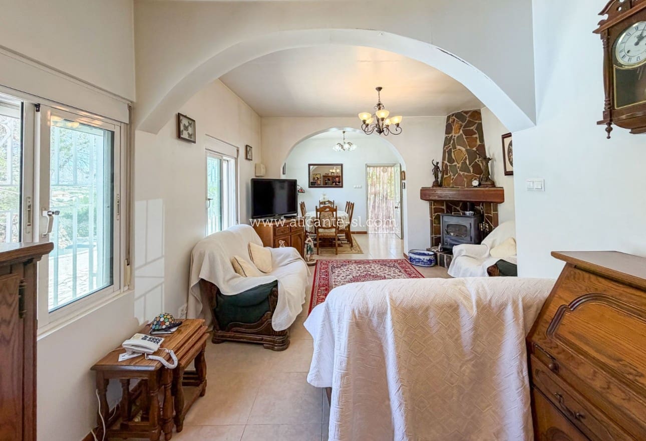 3 bedroom Finca/Country House for sale in Hondon de las Nieves with pool - € 269,950 (Ref: 9850127)