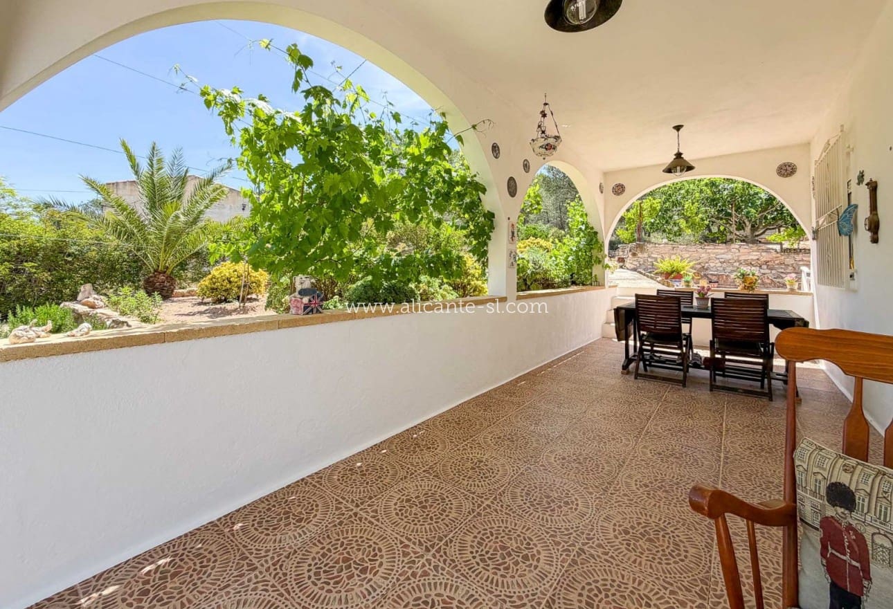3 bedroom Finca/Country House for sale in Hondon de las Nieves with pool - € 269,950 (Ref: 9850127)