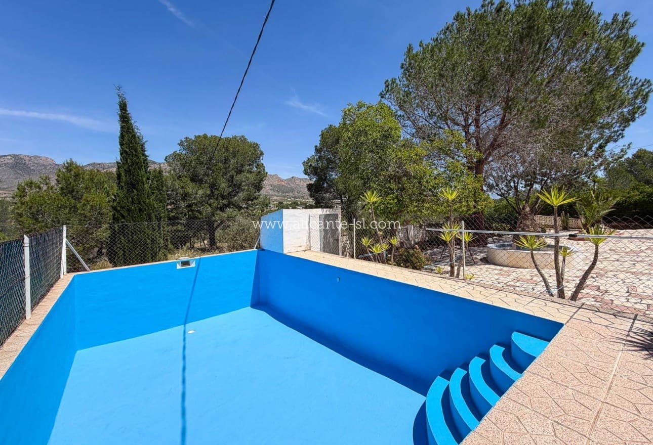 3 bedroom Finca/Country House for sale in Hondon de las Nieves with pool - € 269,950 (Ref: 9850127)