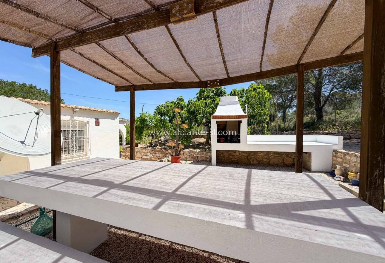 3 bedroom Finca/Country House for sale in Hondon de las Nieves with pool - € 269,950 (Ref: 9850127)