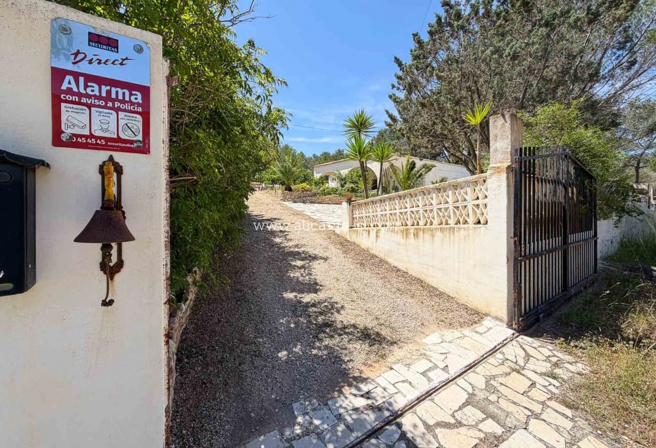 3 bedroom Finca/Country House for sale in Hondon de las Nieves with pool - € 269,950 (Ref: 9850127)