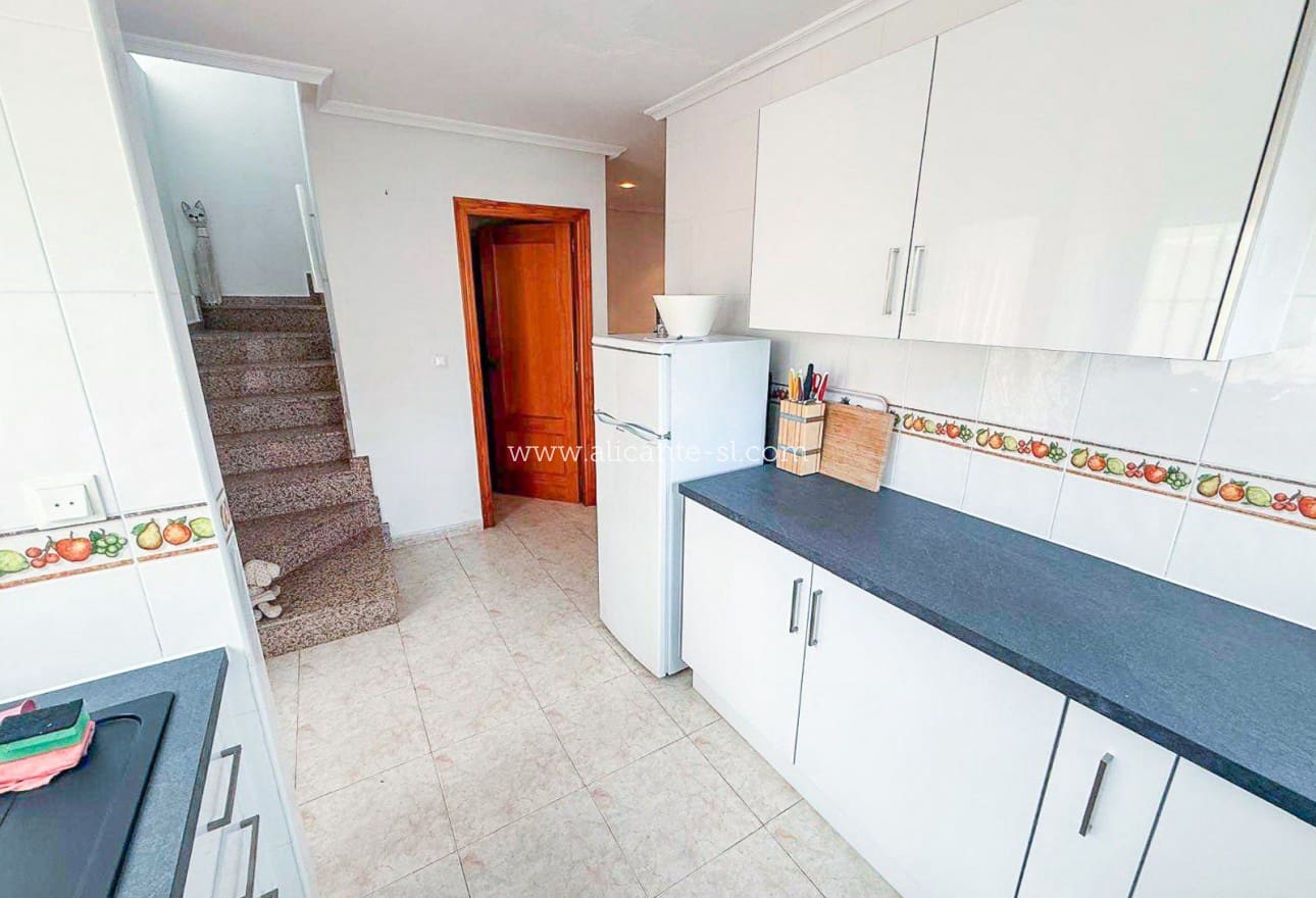 2 bedroom Townhouse for sale in Hondon de los Frailes - € 145,000 (Ref: 9863647)