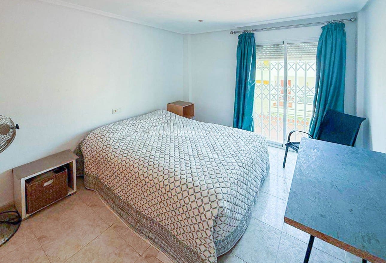 2 bedroom Townhouse for sale in Hondon de los Frailes - € 145,000 (Ref: 9863647)