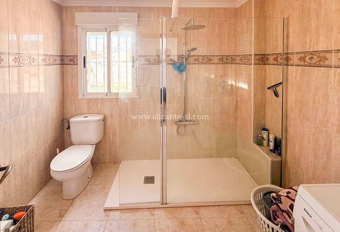 2 bedroom Townhouse for sale in Hondon de los Frailes - € 145,000 (Ref: 9863647)