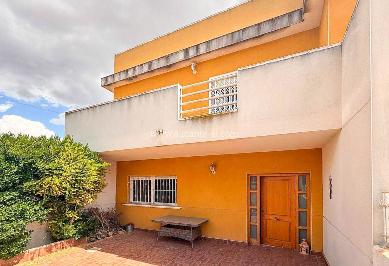 2 bedroom Townhouse for sale in Hondon de los Frailes - € 145,000 (Ref: 9863647)