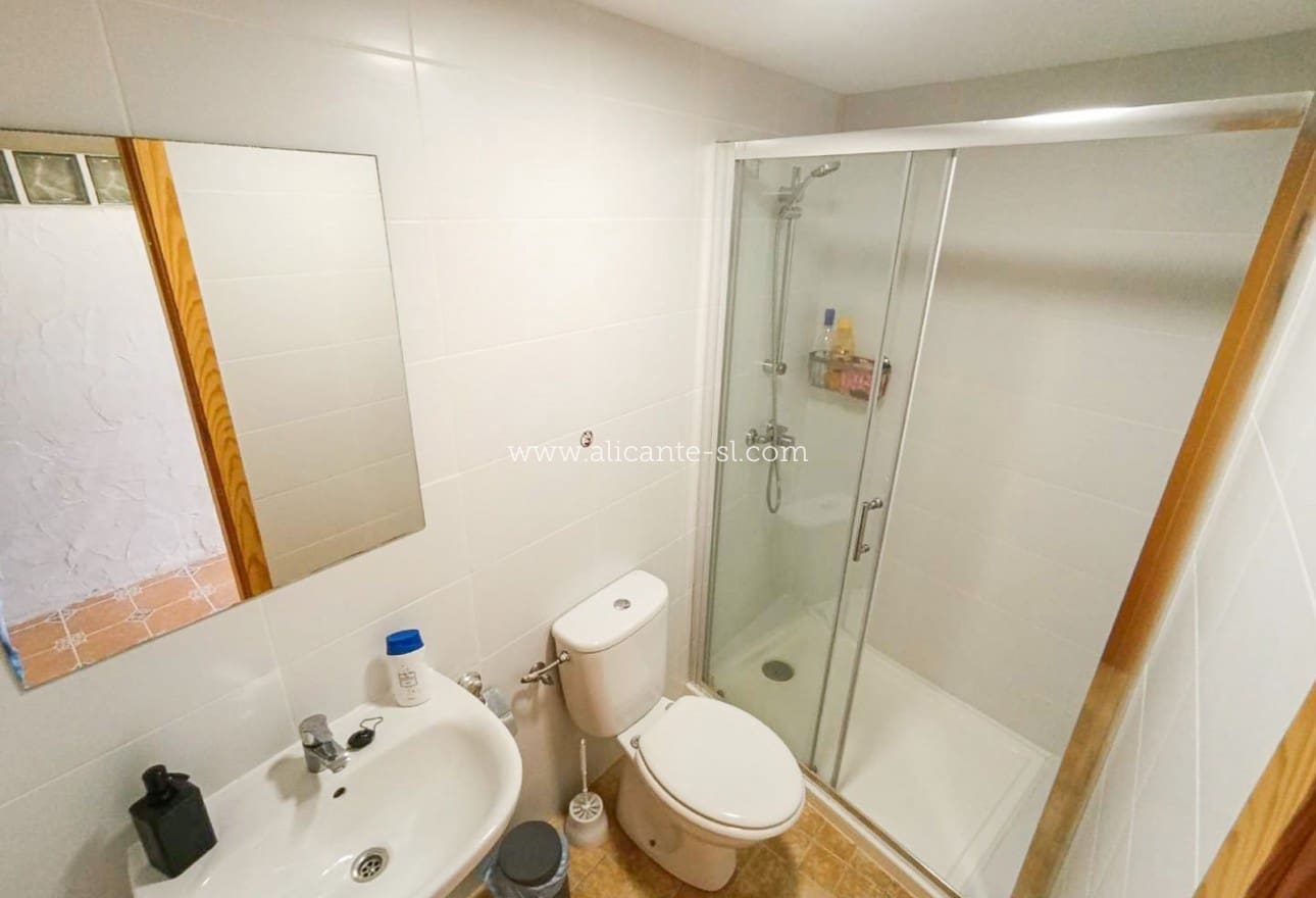 5 soveværelse Finca/Landehus til salg i L'Alguena / Alguenya - € 225.000 (Ref: 9863723)