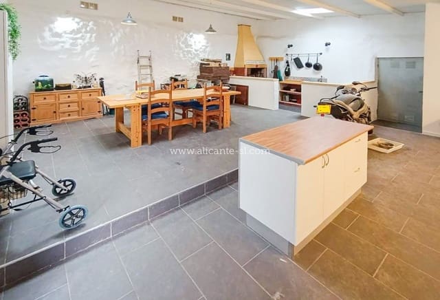 5 soveværelse Finca/Landehus til salg i L'Algueña / Alguenya - € 225.000 (Ref: 9863723)
