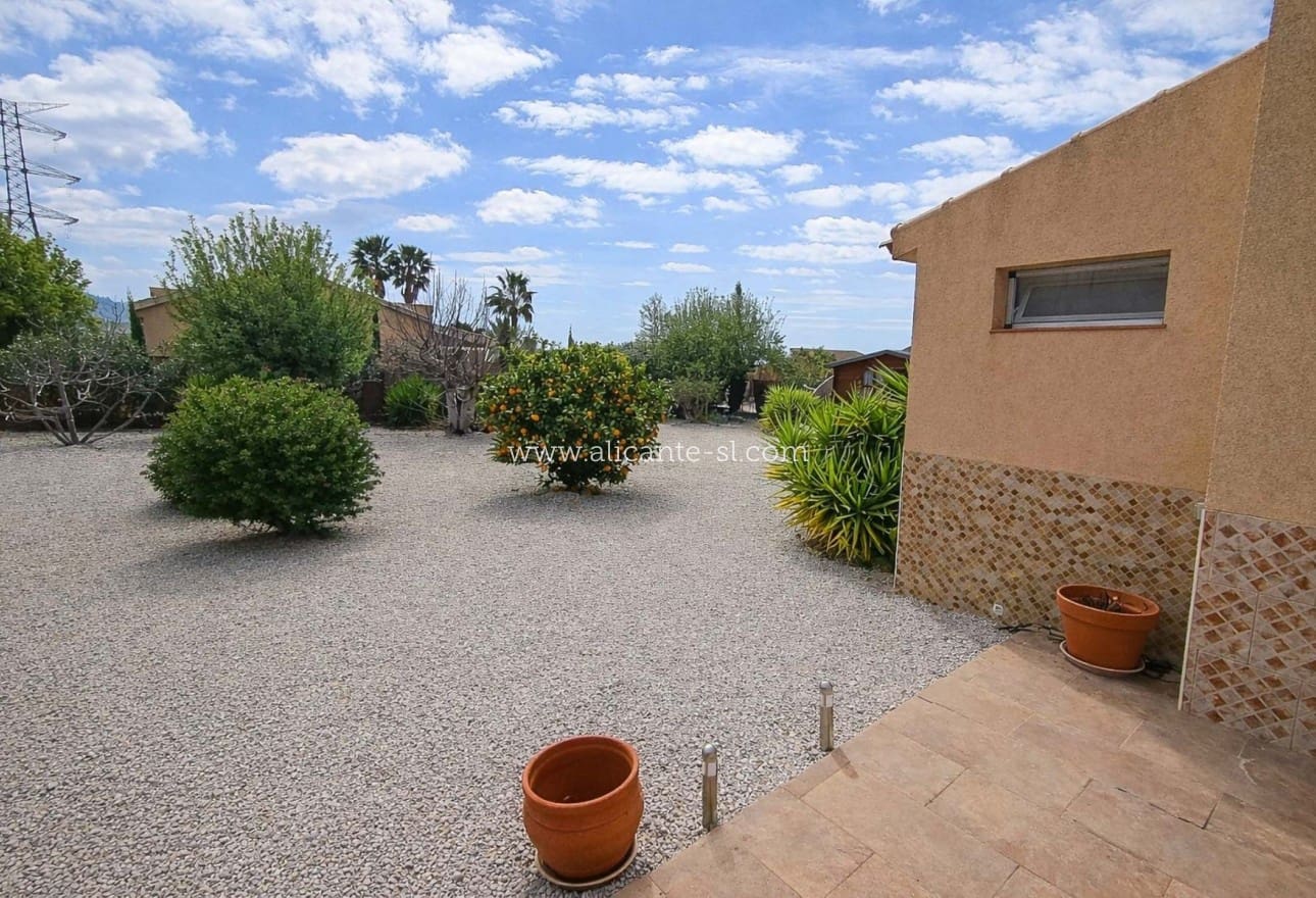 3 bedroom Villa for sale in Macisvenda with pool - € 279,950 (Ref: 9863724)