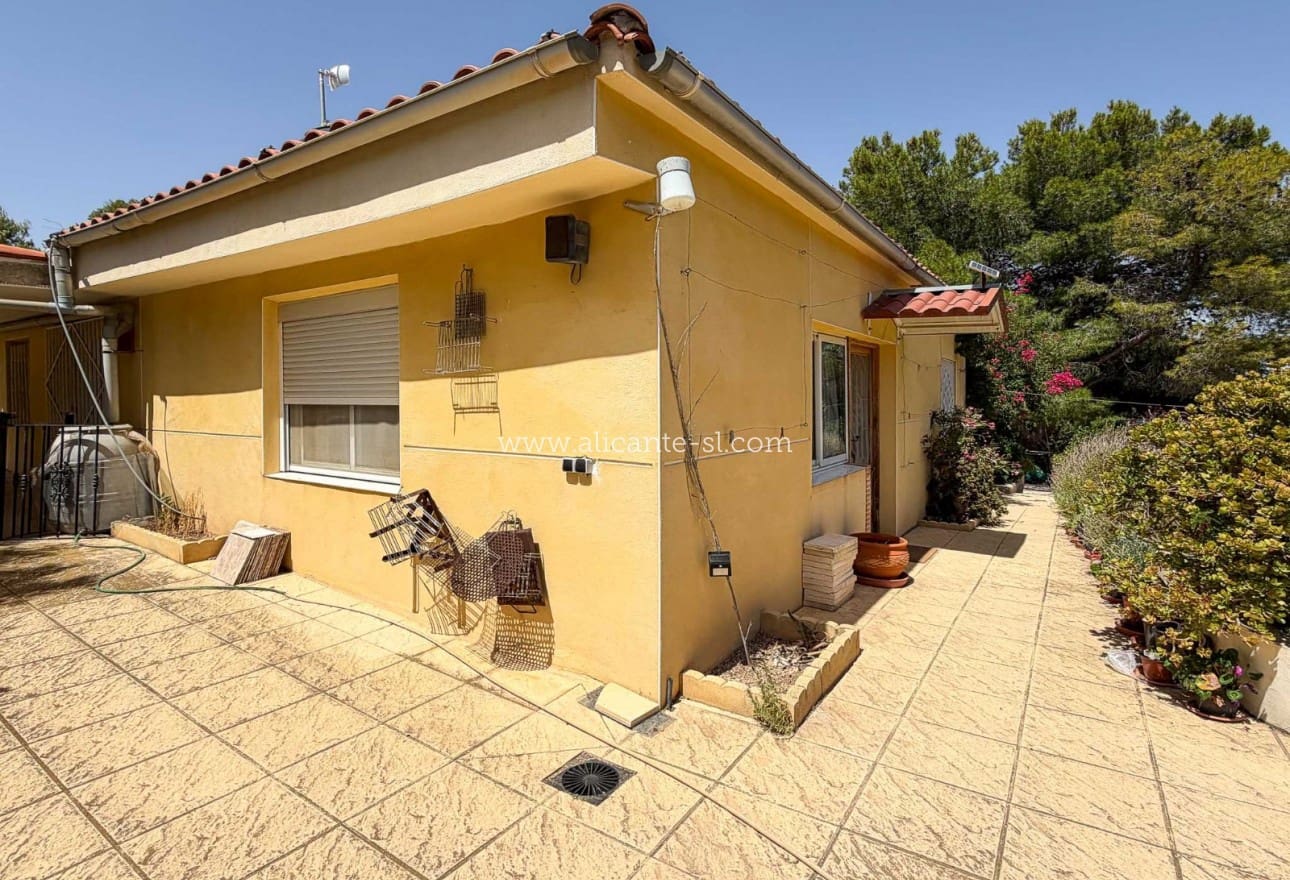 4 sypialnia Finka/Dom wiejski na sprzedaż w Hondon de las Nieves - 199 950 € (Ref: 9914941)