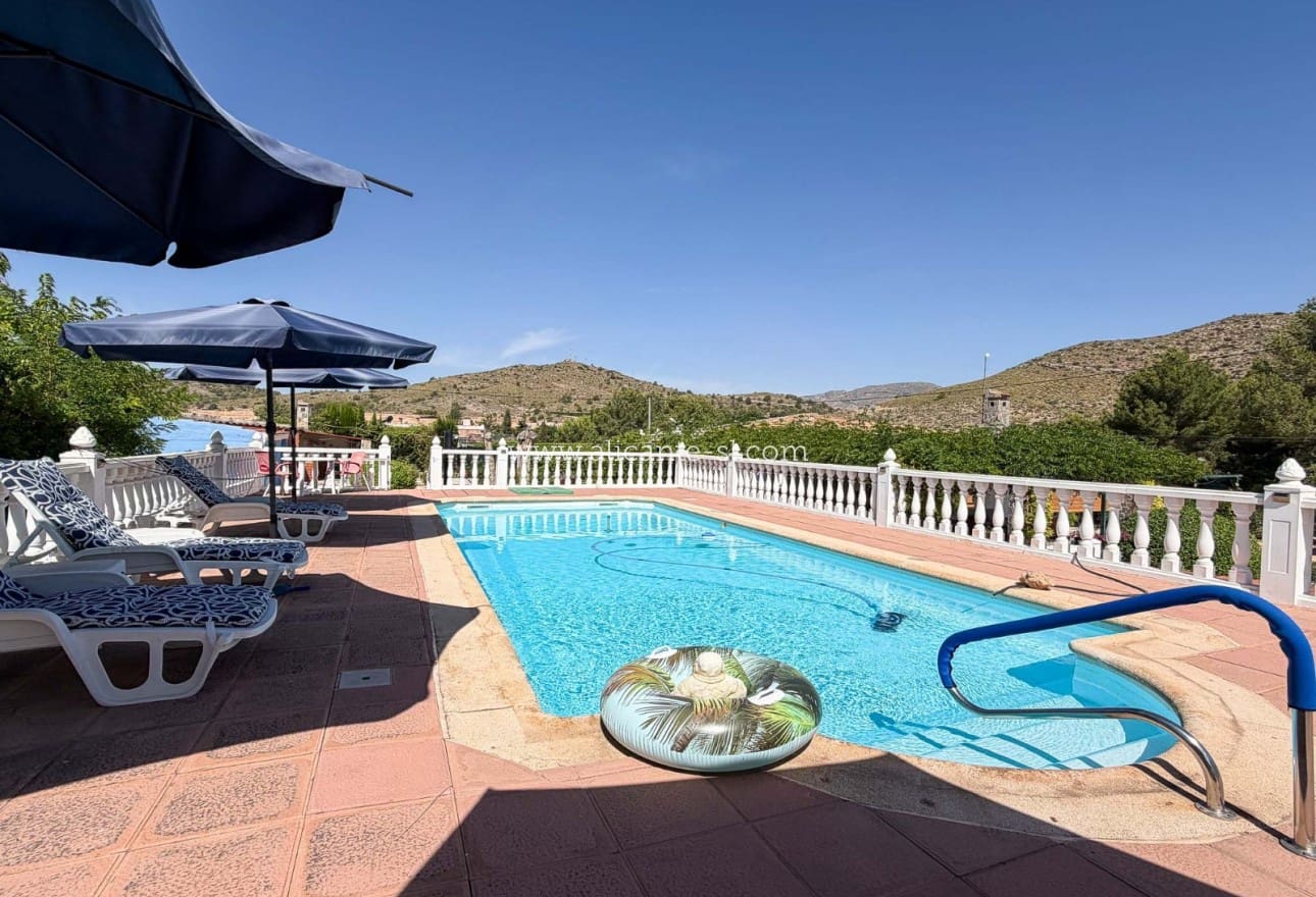 3 Zimmer Finca/Landgut zu verkaufen in Hondon de las Nieves mit Pool - 345.000 € (Ref: 9923091)