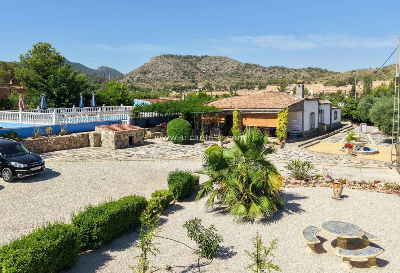 3 Zimmer Finca/Landgut zu verkaufen in Hondon de las Nieves mit Pool - 345.000 € (Ref: 9923091)