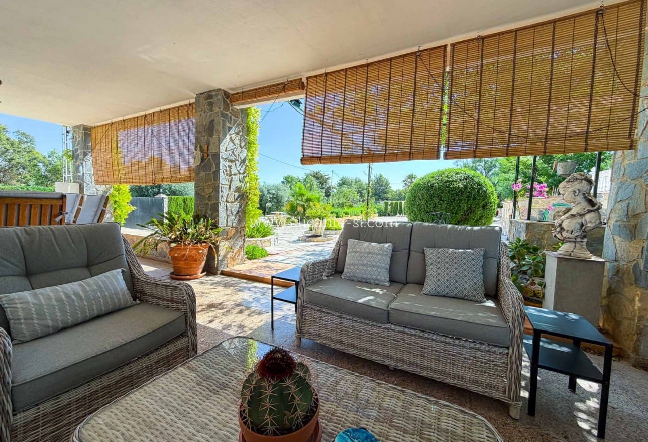 3 Zimmer Finca/Landgut zu verkaufen in Hondon de las Nieves mit Pool - 345.000 € (Ref: 9923091)