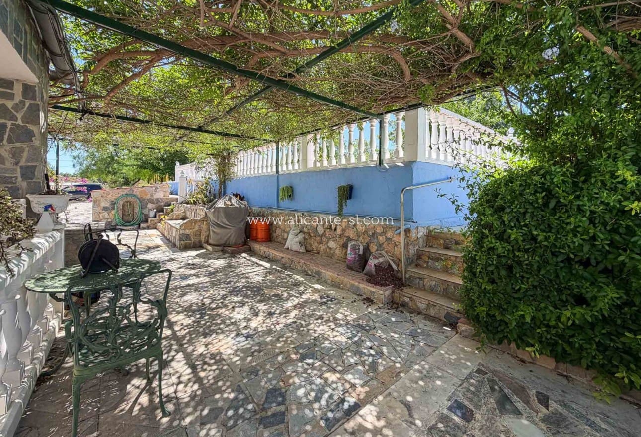 3 Zimmer Finca/Landgut zu verkaufen in Hondon de las Nieves mit Pool - 345.000 € (Ref: 9923091)