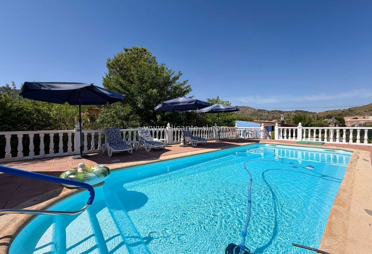 3 Zimmer Finca/Landgut zu verkaufen in Hondon de las Nieves mit Pool - 345.000 € (Ref: 9923091)