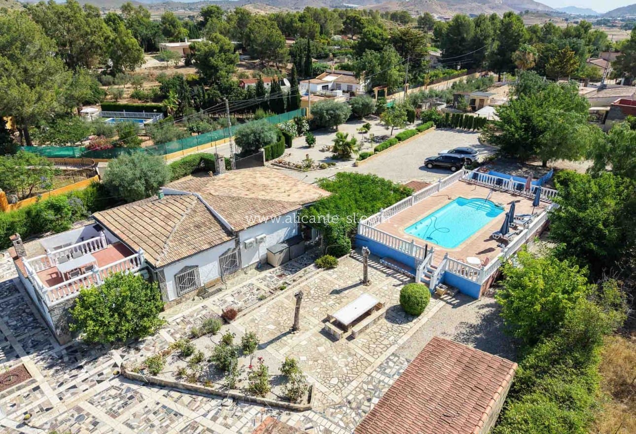 3 Zimmer Finca/Landgut zu verkaufen in Hondon de las Nieves mit Pool - 345.000 € (Ref: 9923091)