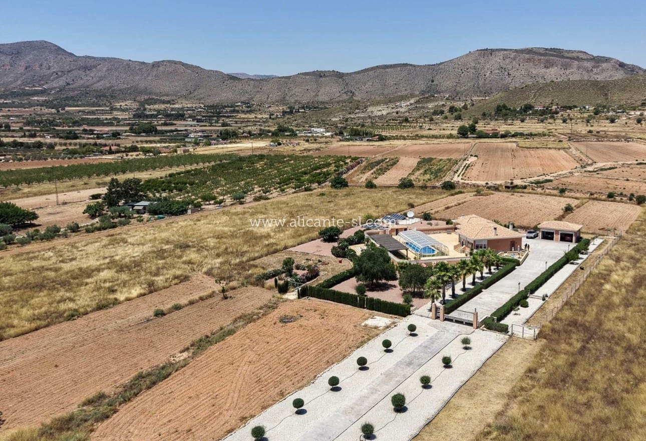 4 chambre Villa/Maison à vendre à Hondon de las Nieves avec piscine garage - 499 950 € (Ref: 9953234)