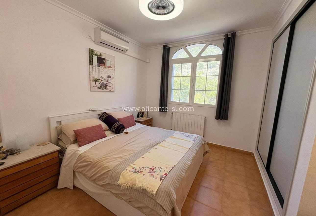4 sypialnia Willa na sprzedaż w Monovar / Monover z basenem garażem - 525 000 € (Ref: 9953235)