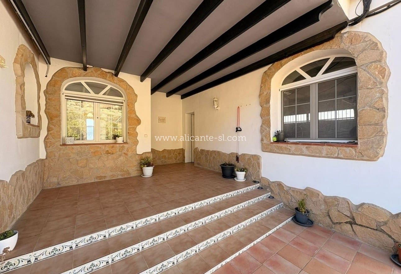 4 sypialnia Willa na sprzedaż w Monovar / Monover z basenem garażem - 525 000 € (Ref: 9953235)