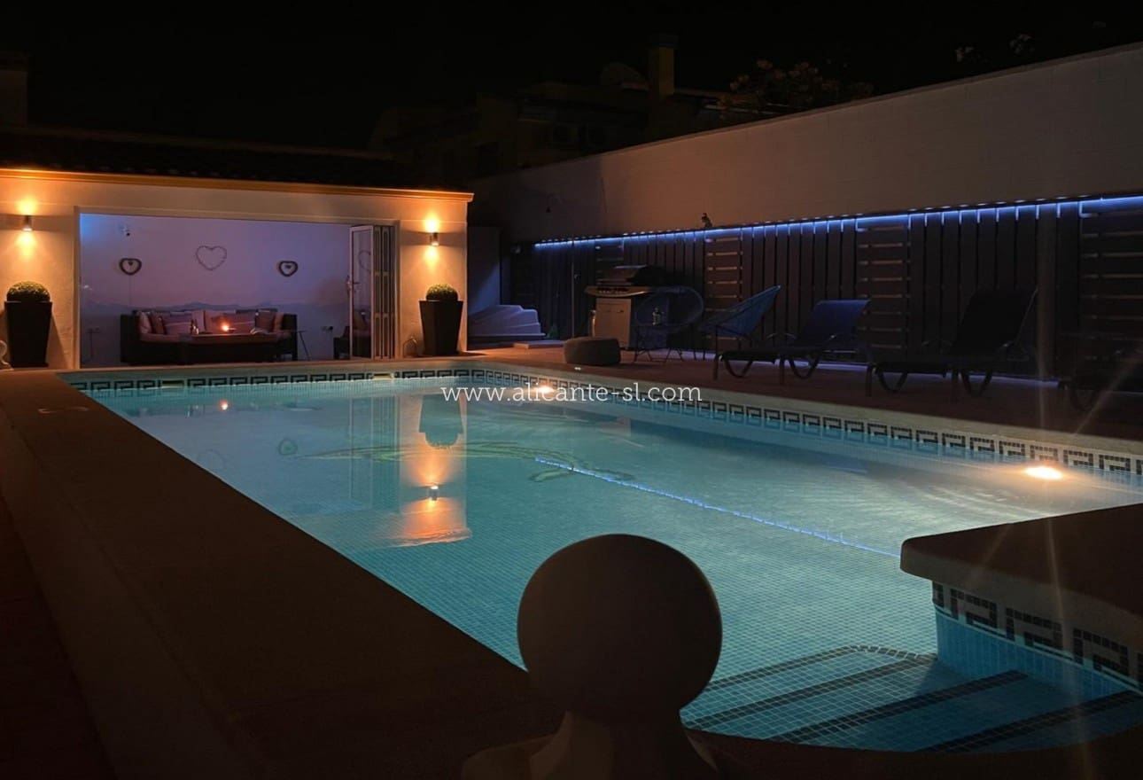 3 quarto Moradia para venda em Hondon de las Nieves com piscina - 279 950 € (Ref: 9980076)