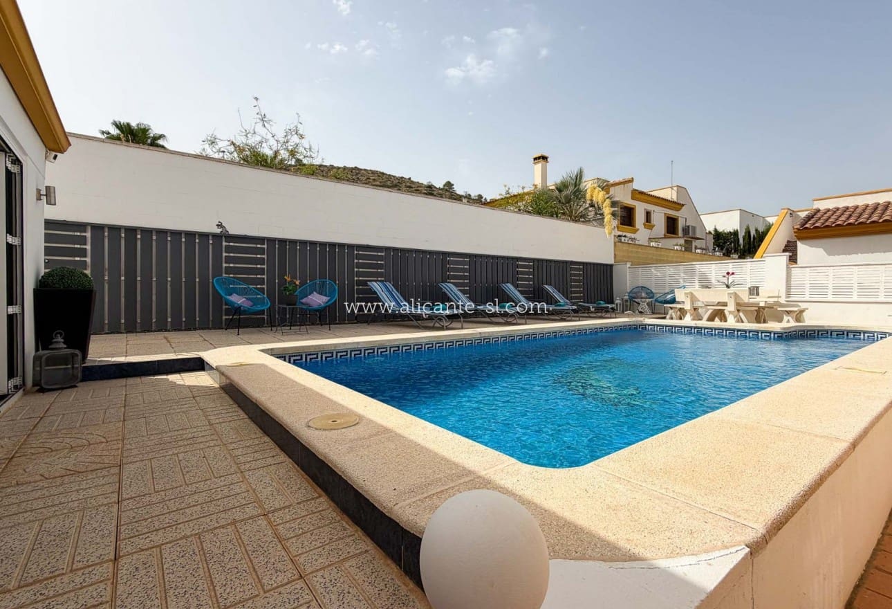 3 quarto Moradia para venda em Hondon de las Nieves com piscina - 279 950 € (Ref: 9980076)