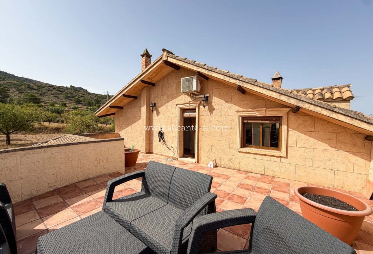 4 slaapkamer Villa te koop in Hondon de los Frailes met zwembad - € 379.950 (Ref: 9981380)