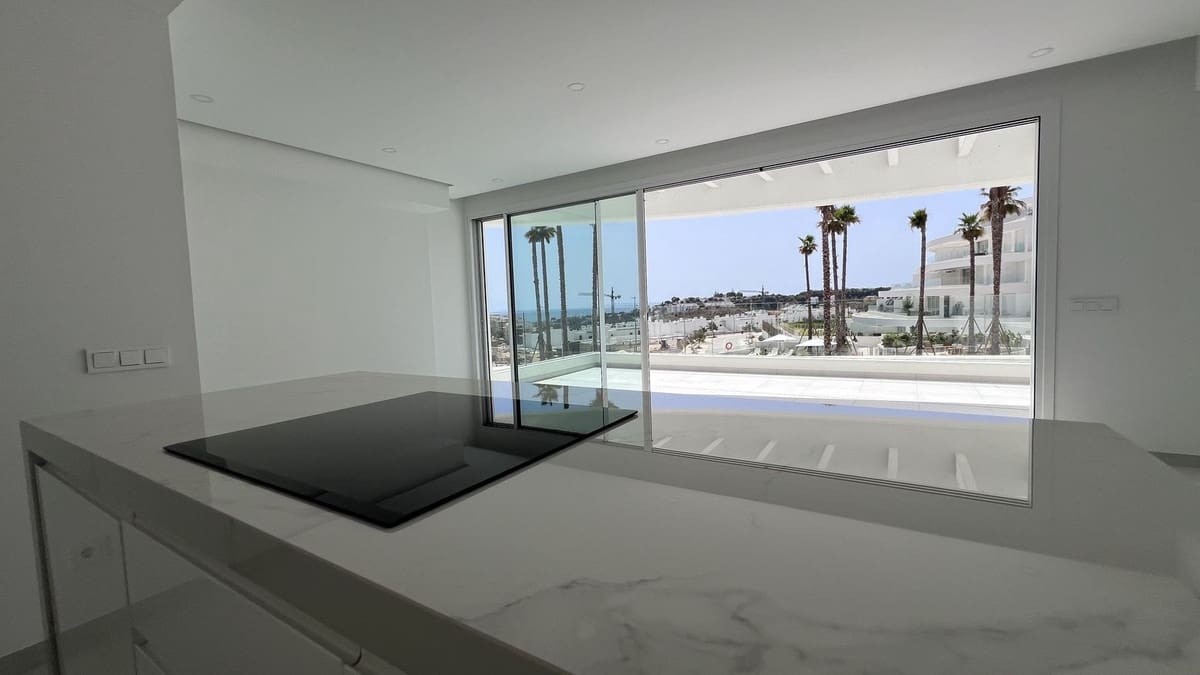 3 soveværelse Lejlighed til salg i La Cala de Mijas med swimmingpool garage - € 990.000 (Ref: 10012594)