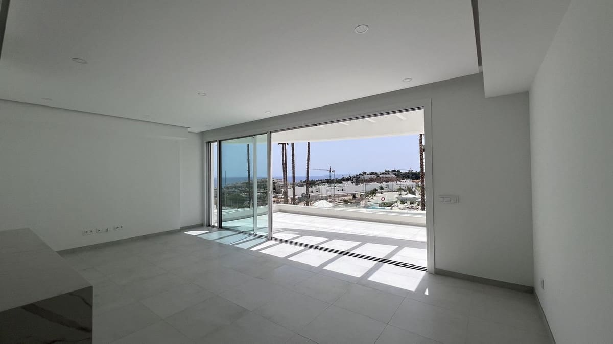 3 soveværelse Lejlighed til salg i La Cala de Mijas med swimmingpool garage - € 990.000 (Ref: 10012594)