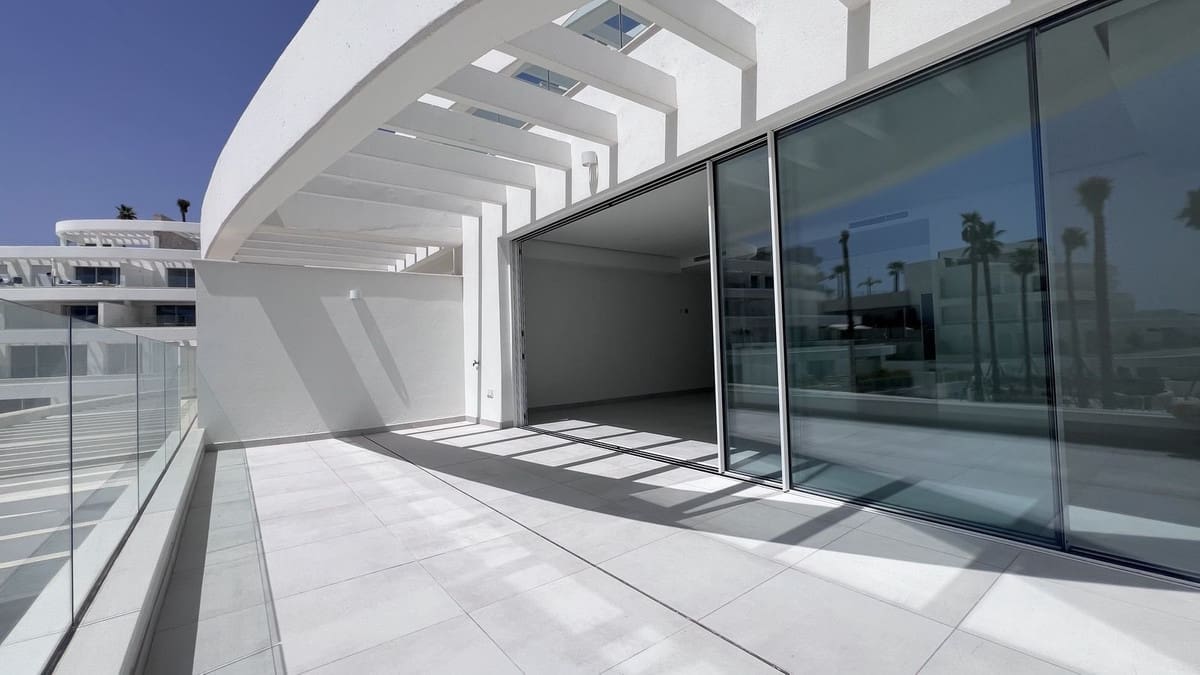 3 soveværelse Lejlighed til salg i La Cala de Mijas med swimmingpool garage - € 990.000 (Ref: 10012594)
