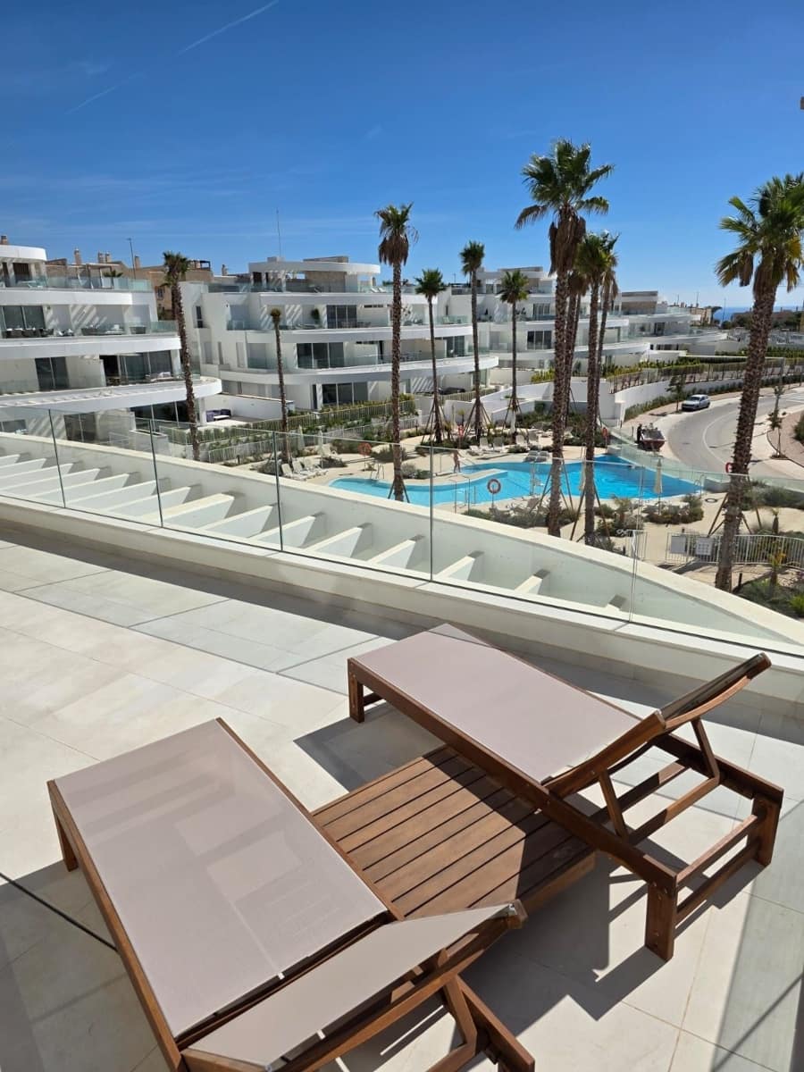 Apartamento de 3 habitaciones en La Cala de Mijas en venta con piscina garaje - 990.000 € (Ref: 10014807)