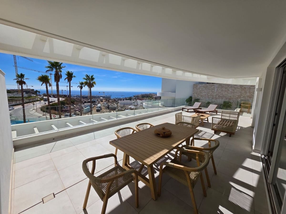 Apartamento de 3 habitaciones en La Cala de Mijas en venta con piscina garaje - 990.000 € (Ref: 10014807)