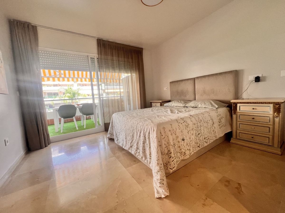 2 soverom Leilighet til leie i Guadalmina med svømmebasseng garasje - € 1 900 (Ref: 10019860)