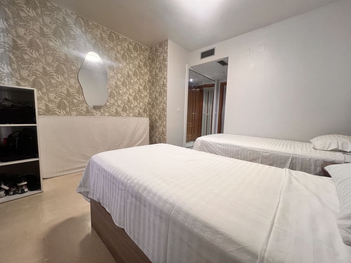 2 soverom Leilighet til leie i Guadalmina med svømmebasseng garasje - € 1 900 (Ref: 10019860)
