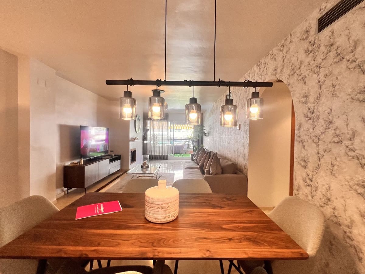 2 soverom Leilighet til leie i Guadalmina med svømmebasseng garasje - € 1 900 (Ref: 10019860)