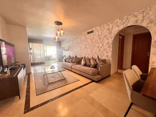 2 bedroom Apartment for rent in Guadalmina Alta, Marbella with pool garage - € 1,900 (Ref: 10019860)