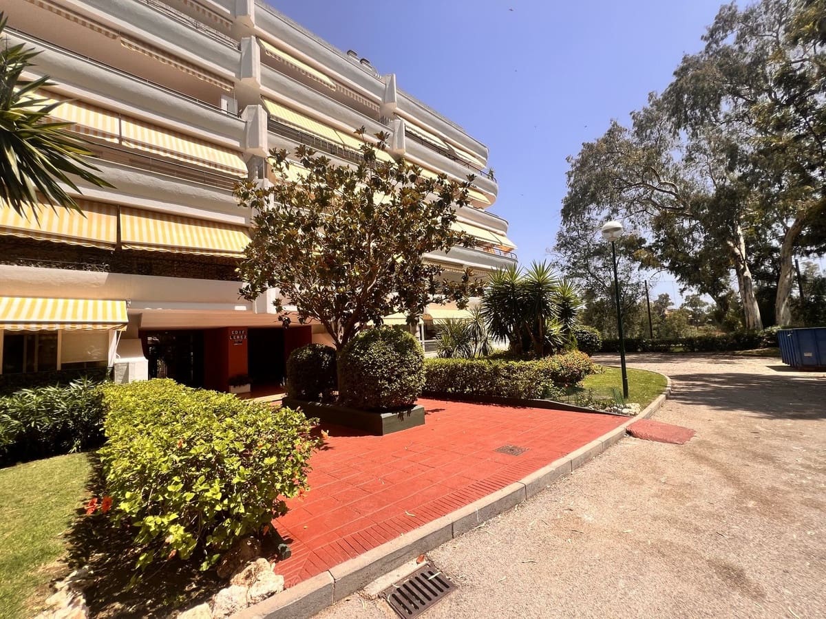 2 soverom Leilighet til leie i Guadalmina med svømmebasseng garasje - € 1 900 (Ref: 10019860)