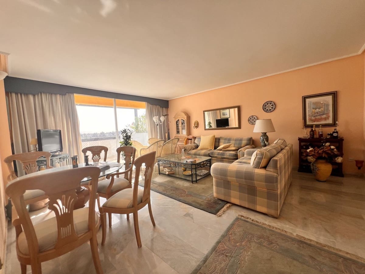 2 bedroom Penthouse for sale in Bel-Air with pool garage - € 410,000 (Ref: 10093863)