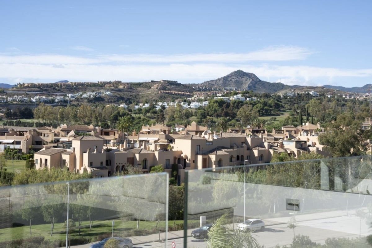 3 Zimmer Apartment zu verkaufen in Benahavis mit Pool Garage - 1.299.000 € (Ref: 10118484)