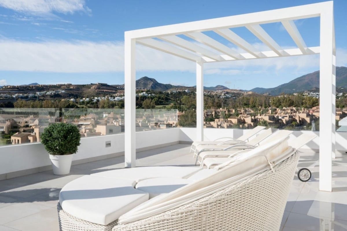 3 Zimmer Apartment zu verkaufen in Benahavis mit Pool Garage - 1.299.000 € (Ref: 10118484)