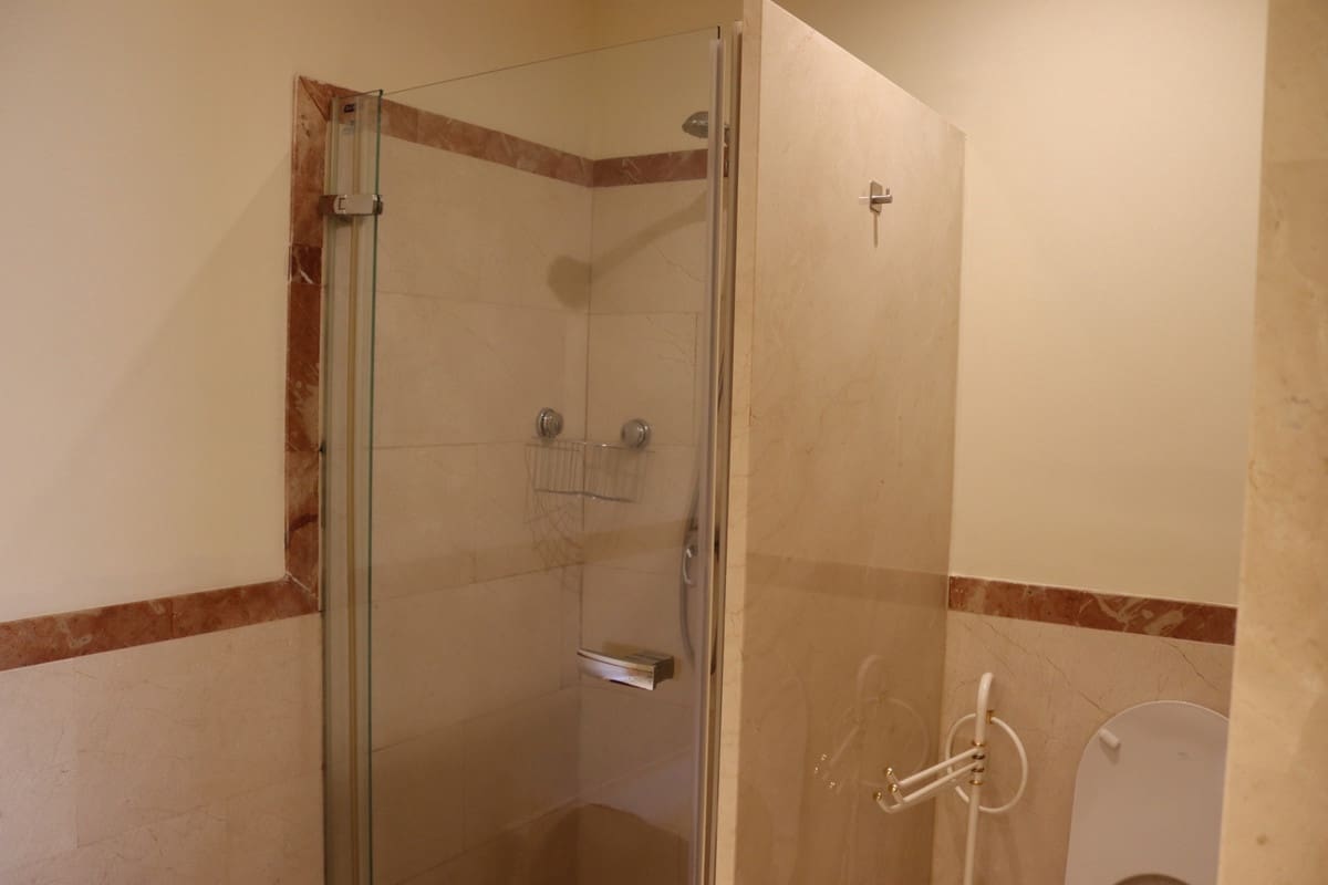 2 soveværelse Lejlighed til leje i Guadalmina med swimmingpool garage - € 1.850 (Ref: 10130688)